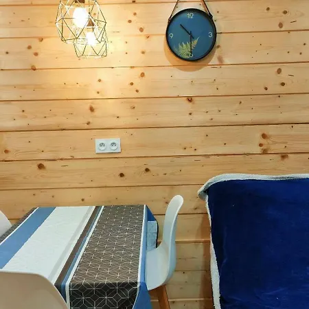 Apartament 2 Pieces, 4 Couchages A Proche Thermes - Fr-1-234-135