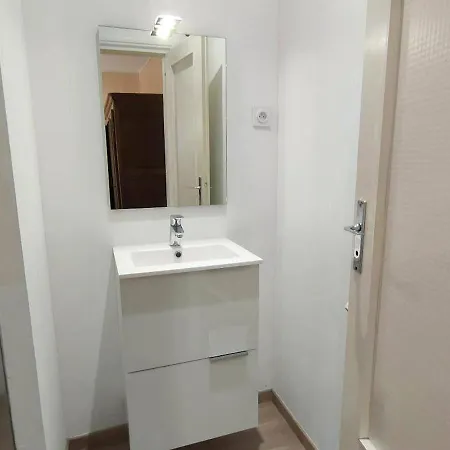 2 Pieces, 4 Couchages A Proche Thermes - Fr-1-234-135 Cauterets